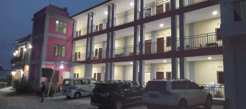 Fx72 Labuan Bajo Hotel Ngoại thất bức ảnh